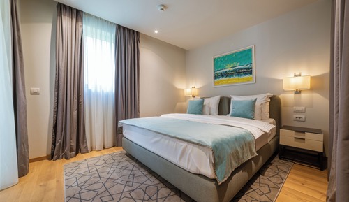 One Bedroom Apartment