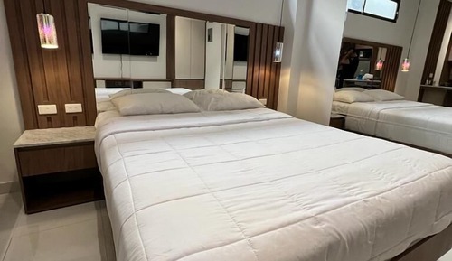 Standard Suite
