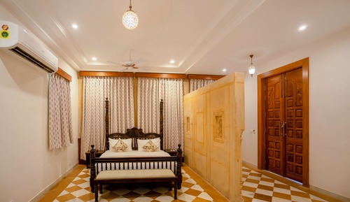 Royal Suite