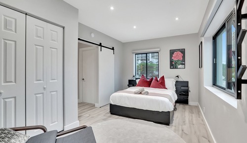 Deluxe Single Room, 1 Queen Bed