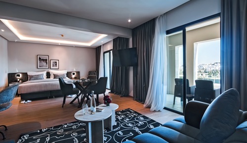 Premium Suite (Dominium)