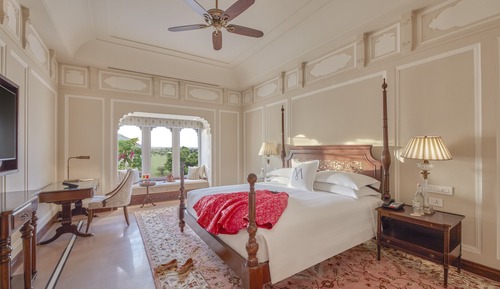 Suite, 1 King Bed (Aravali Suite King)