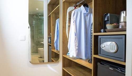Deluxe Room, 1 Queen Bed, Balcony, City View