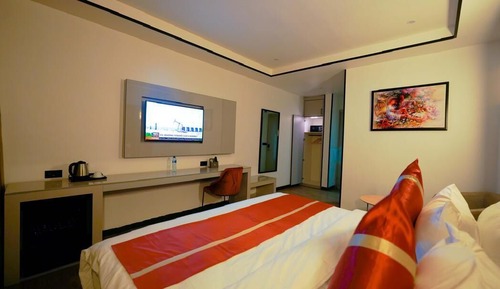 Executive Room