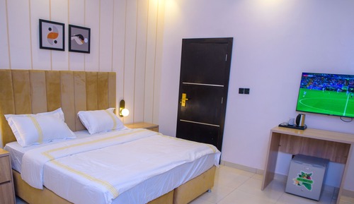 Deluxe Single Room