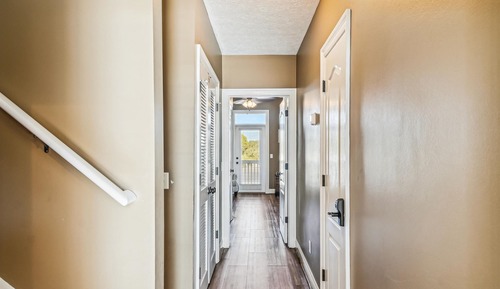 House, 4 Bedrooms, Pool Access