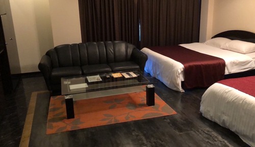 Signature Suite