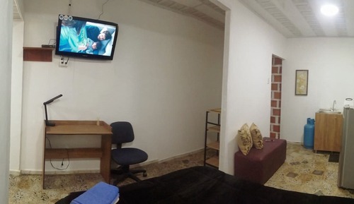 Basic Studio, 1 King Bed
