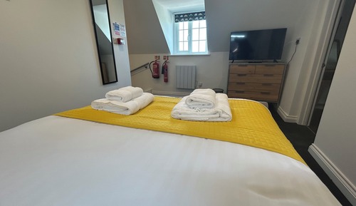 Deluxe Room, 2 Bedrooms, Non Smoking