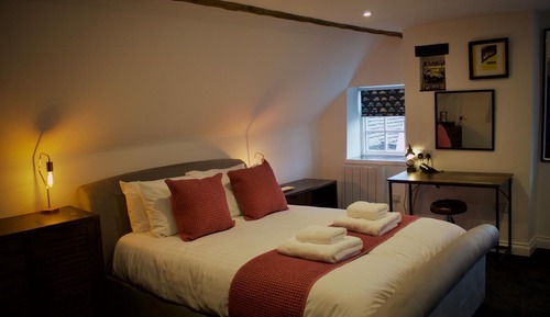 Deluxe Quadruple Room