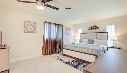 House (2 Bedrooms)