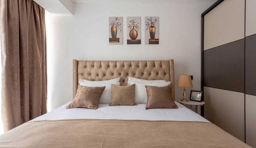 Business Apartment