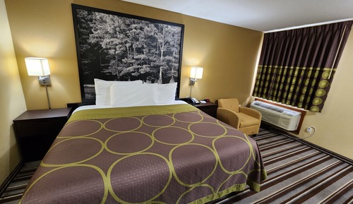 Studio Suite, 1 King Bed, Non Smoking