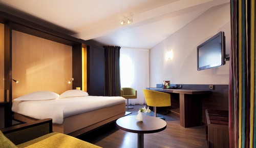 Prestige Room