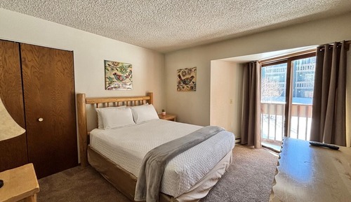 Basic Condo, 2 Bedrooms