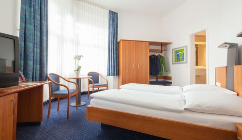 Classic Double Room