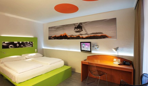 Standard Room, 1 King Bed