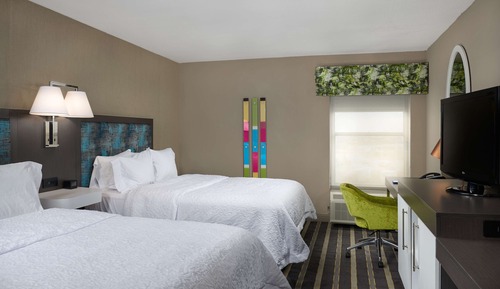 Two Queen Beds, Smoking
