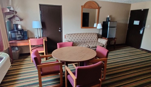 Studio Suite, 1 King Bed, Non Smoking