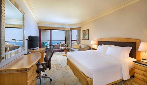 Executive Room, 1 King Bed, Business Lounge Access, Sea View