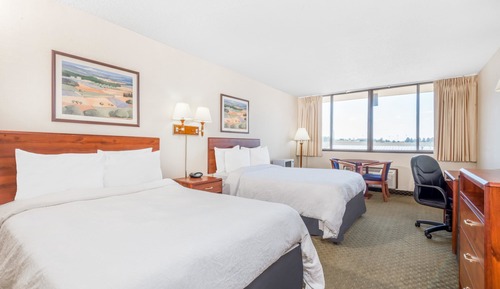 Room, 2 Queen Beds, Accessible, Non Smoking (Mobility)