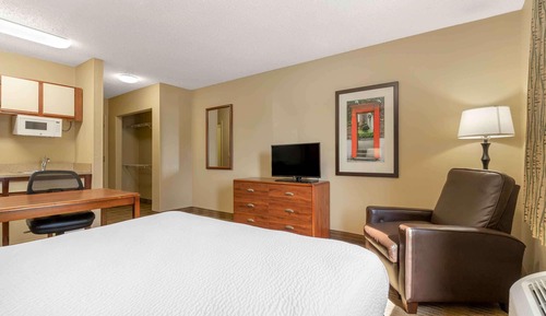 Studio, 1 Queen Bed, Non Smoking