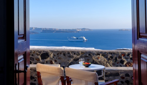 Panoramic Studio,Caldera View