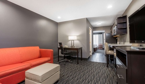 Suite, 1 King Bed, Non Smoking