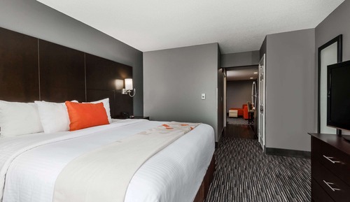 Suite, 1 Bedroom, Accessible, Non Smoking (1 King Bed)