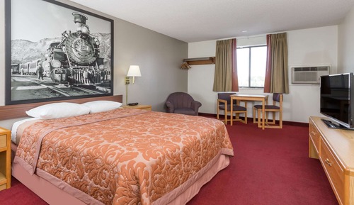 Standard Room, 1 Queen Bed