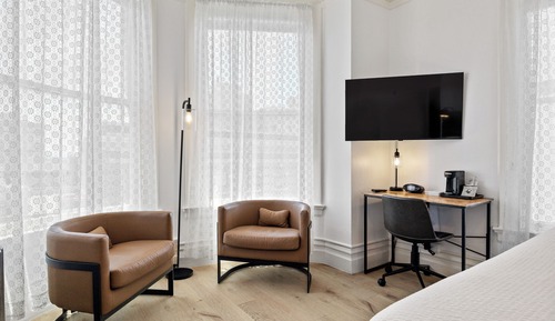 Room, 1 King Bed (Sunny Bay)