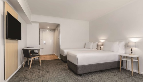 Executive King Room - Eco Green Stay