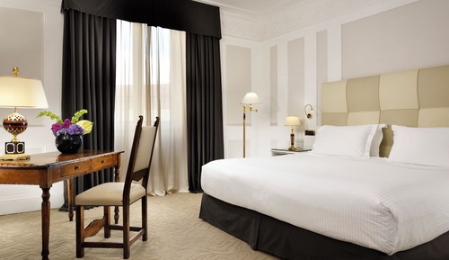 Prestige Room