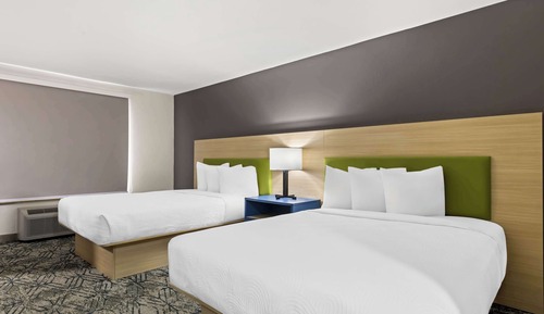 Room, 2 Queen Beds, Non Smoking