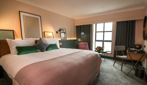 Classic Room, 1 King Bed