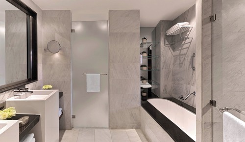 Junior Suite, 1 King Bed (Dining)