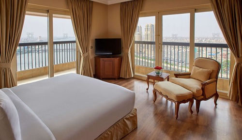 Presidential Suite, Multiple Beds, Smoking