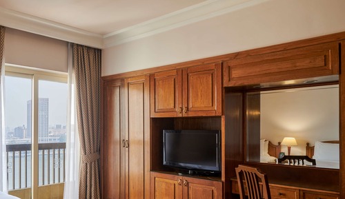 Room, 1 King Bed (Side Nile View)