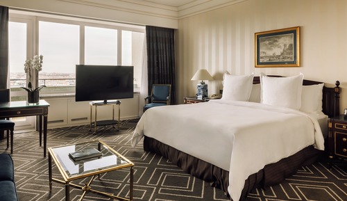 Superior Room, 1 King Bed, Park View
