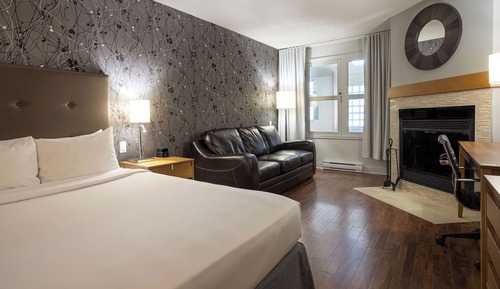 Standard Room, 1 Queen Bed and 1 Sofa Bed, Atrium View