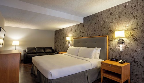Junior Suite, 1 King Bed with 2 Sofabeds, Exterior View