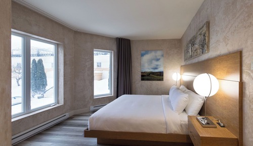 Premium Suite, 1 King Bed