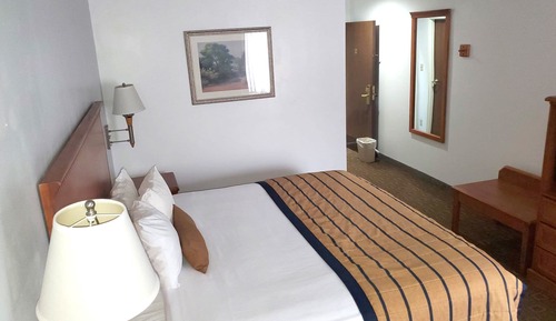 Deluxe Room, 1 King Bed, Non Smoking