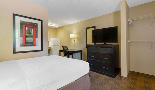 Studio, 1 Queen Bed, Accessible, Non Smoking