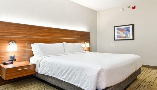 Standard Room, 1 King Bed