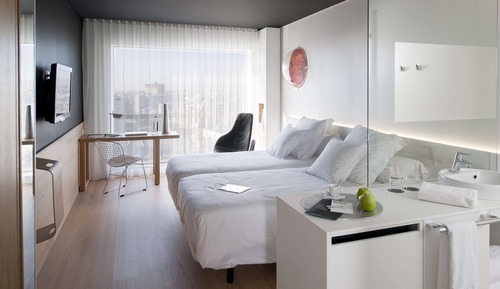 Room (2x2 Family Plan)