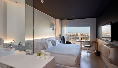 Room (Stratosphere Room)