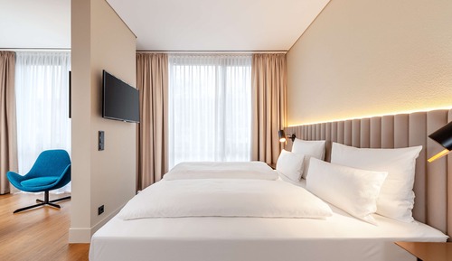 Junior Suite (Extra Bed 2 adults + 1 child)