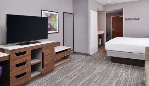 Studio Suite, 1 King Bed, Non Smoking