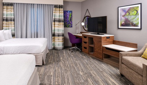Suite, 2 Queen Beds, Accessible, Bathtub (Mobility & Hearing)